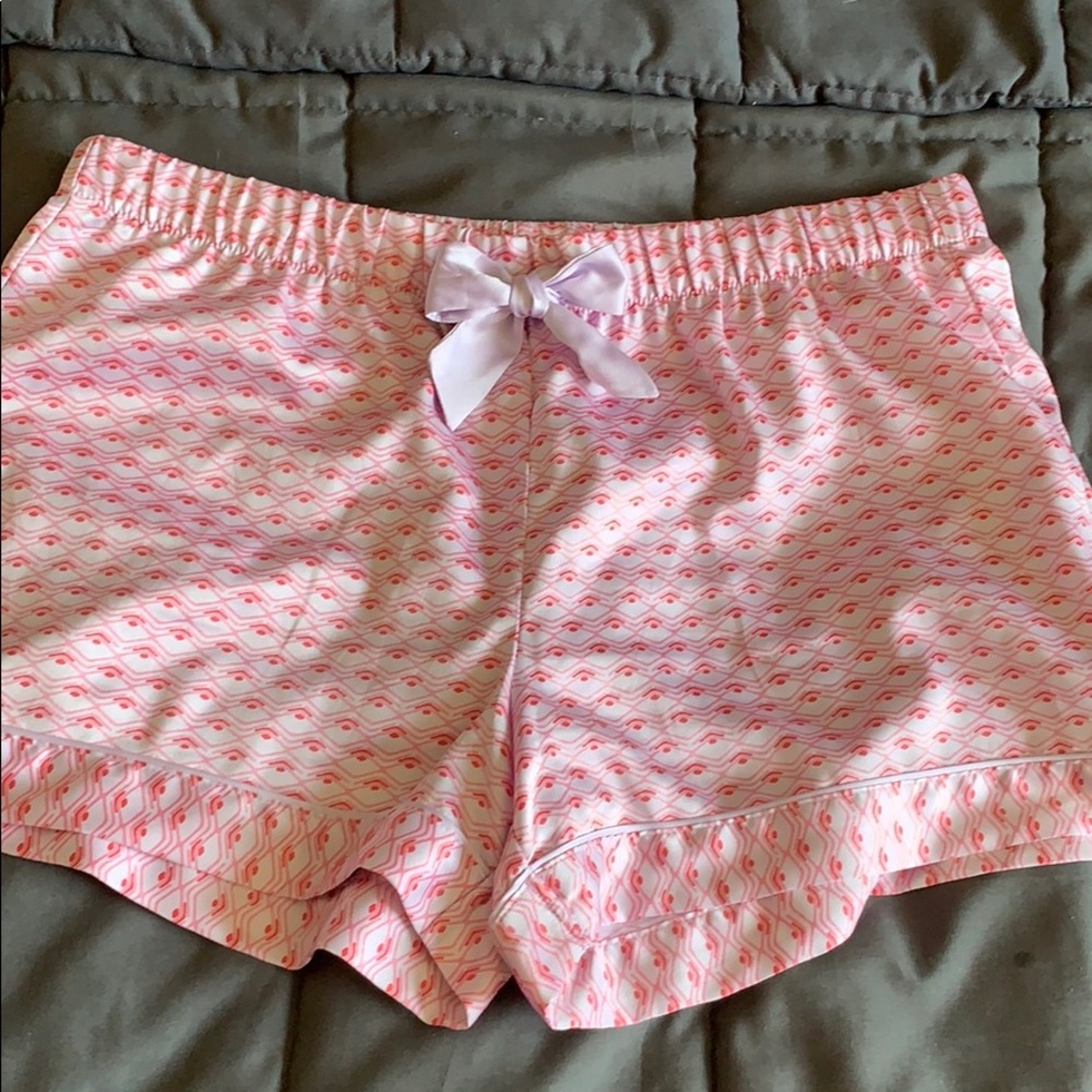 Victoria’s Secret satin sleep short size Small